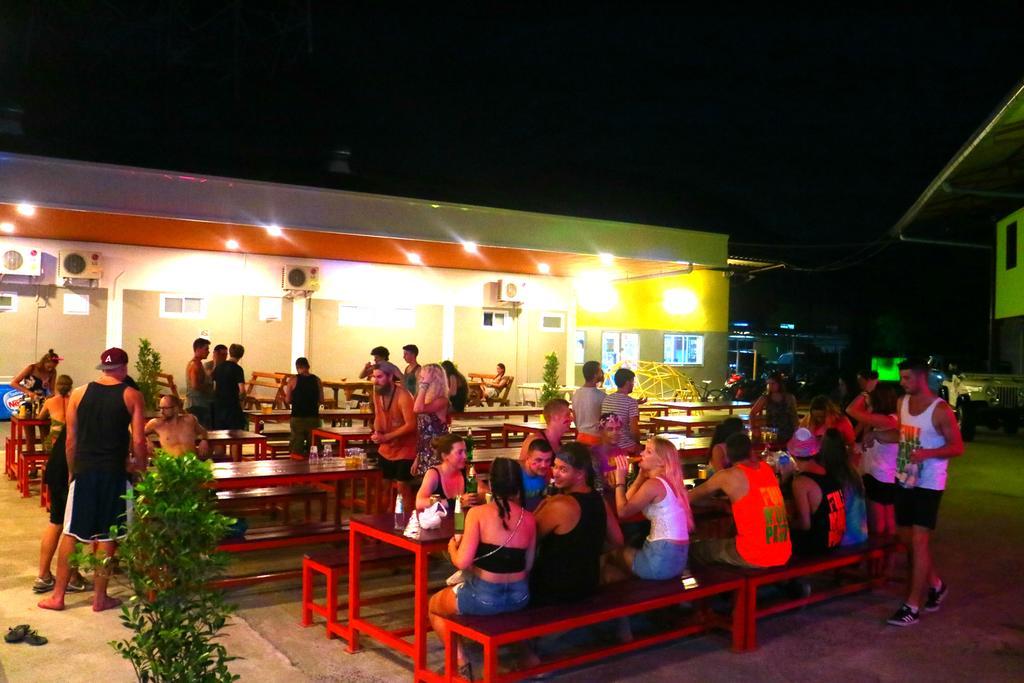 Treechart Hostel Thongsala Exterior photo