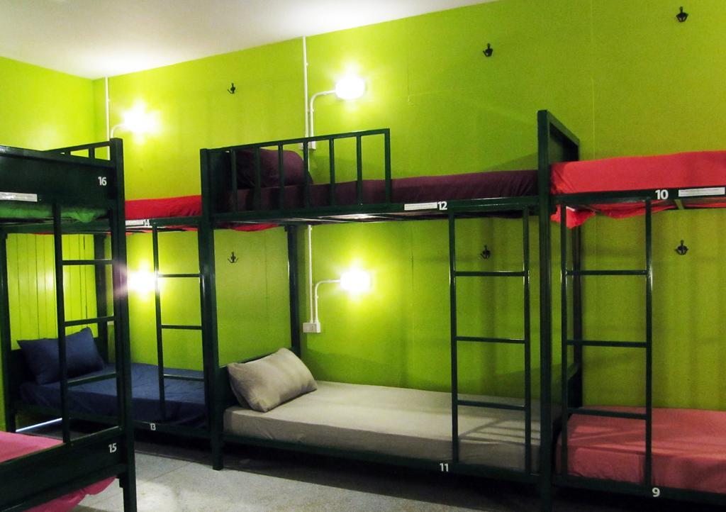 Treechart Hostel Thongsala Exterior photo